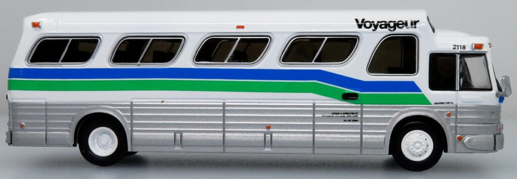 GM PD4107 Buffalo Coach Voyageur Canada Iconic Replicas
