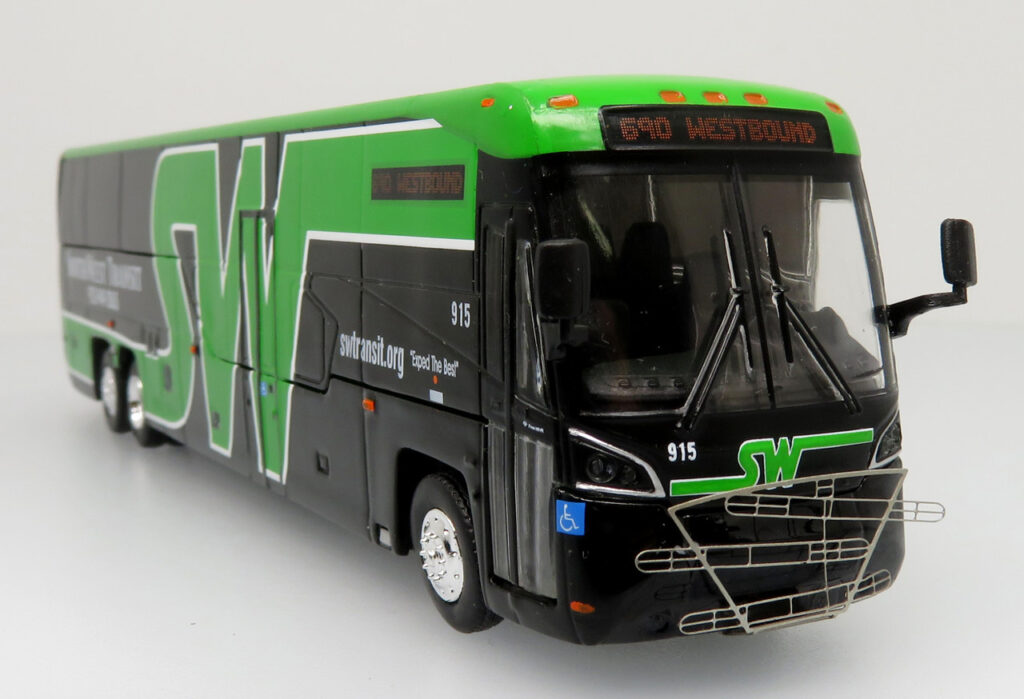 Iconic Replicas MCI D45 CRT LE South West Transit 87-0428