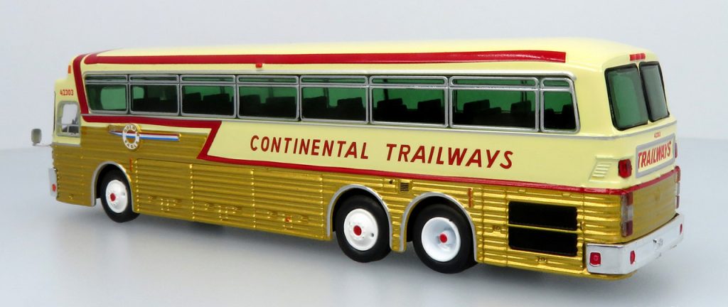 Iconic Replicas Eagle 5 Continental Trailways-Golden Eagle 87-0545