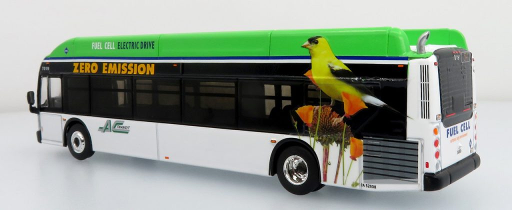 Iconic Replicas New Flyer Xcelsior Charge A/C Transit 87-0535