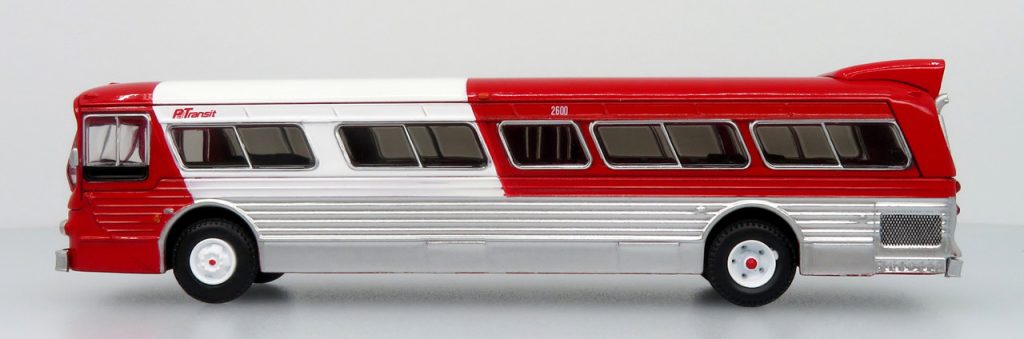 Iconic Replicas Flxible 53102 Fishbowl Transit Bus Pittsburgh 87-0601