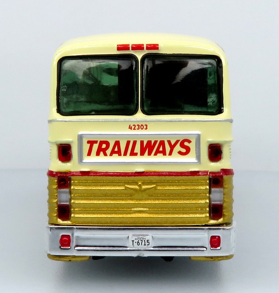 Iconic Replicas Eagle 5 Continental Trailways-Golden Eagle 87-0545