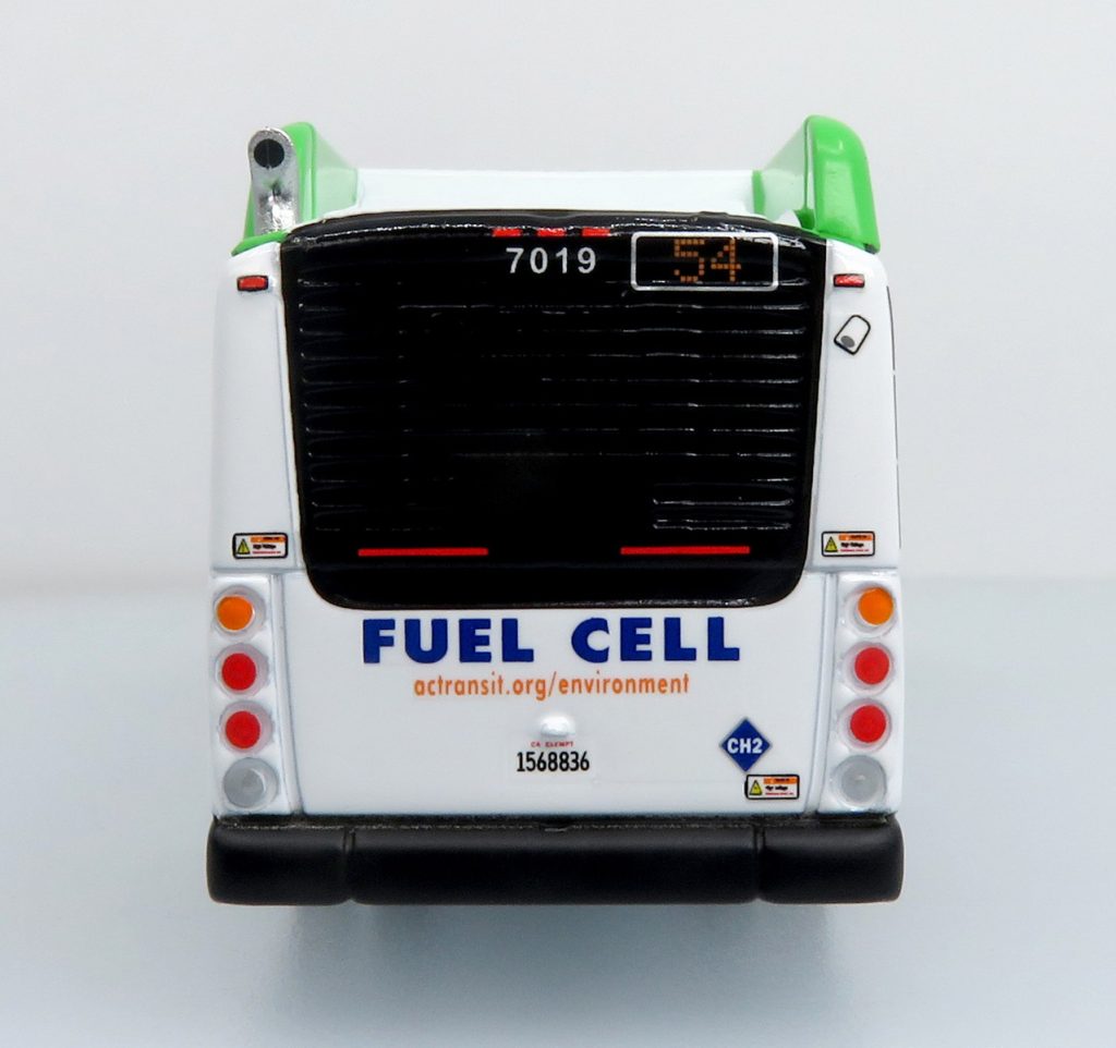 Iconic Replicas New Flyer Xcelsior Charge A/C Transit 87-0535