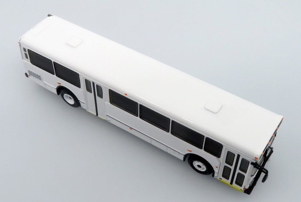 Iconic Replicas Orion V Transit Bus Blank/White 87-0514