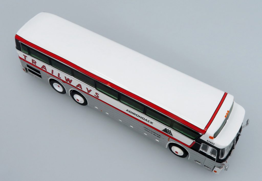 Eagle 5 Coach Bus Adirondack Trailways, New York 87-0547