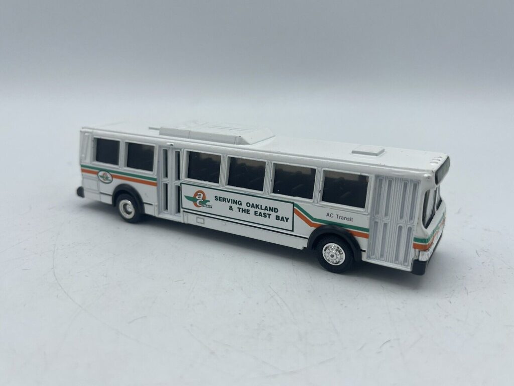 Road Champs Flxible Metro Transit Bus A/C Transit