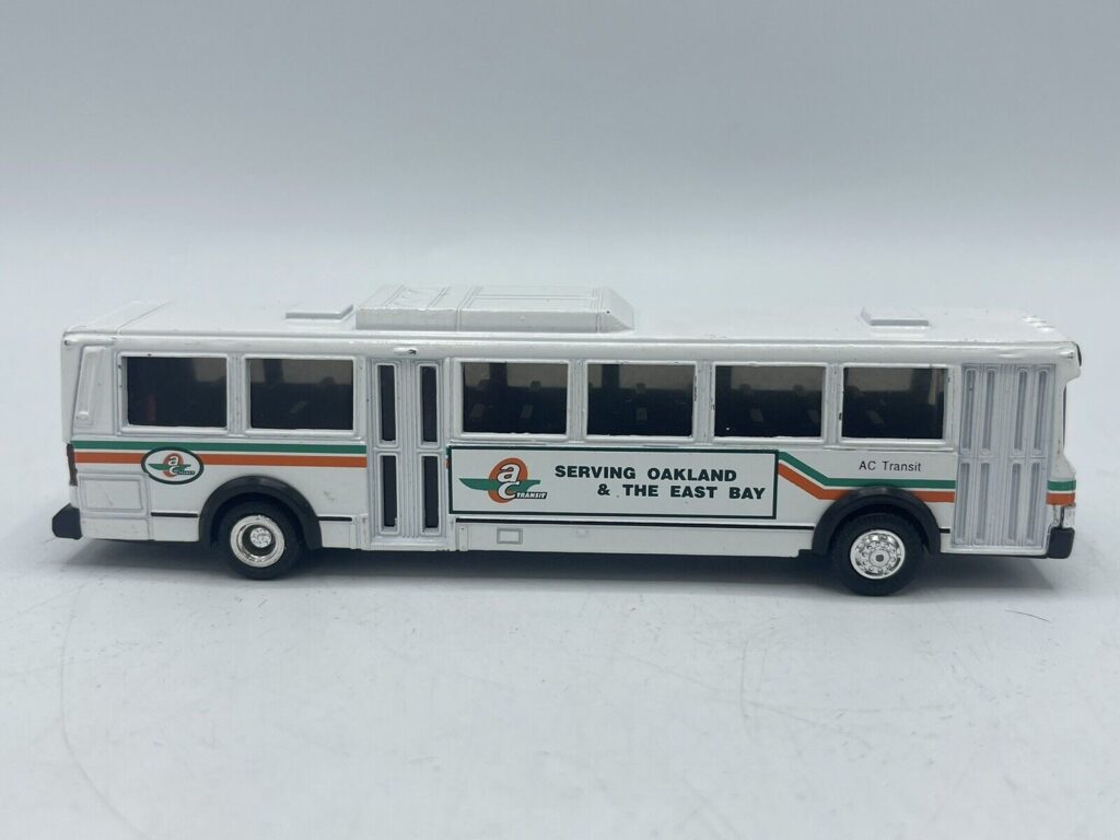 Road Champs Flxible Metro Transit Bus A/C Transit