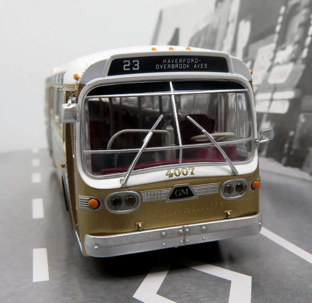 Rapido GM Fishbowl Bus Septa Philadelphia PA