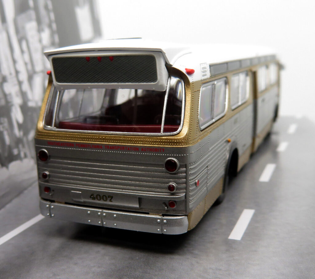 Rapido GM Fishbowl Bus Septa Philadelphia PA