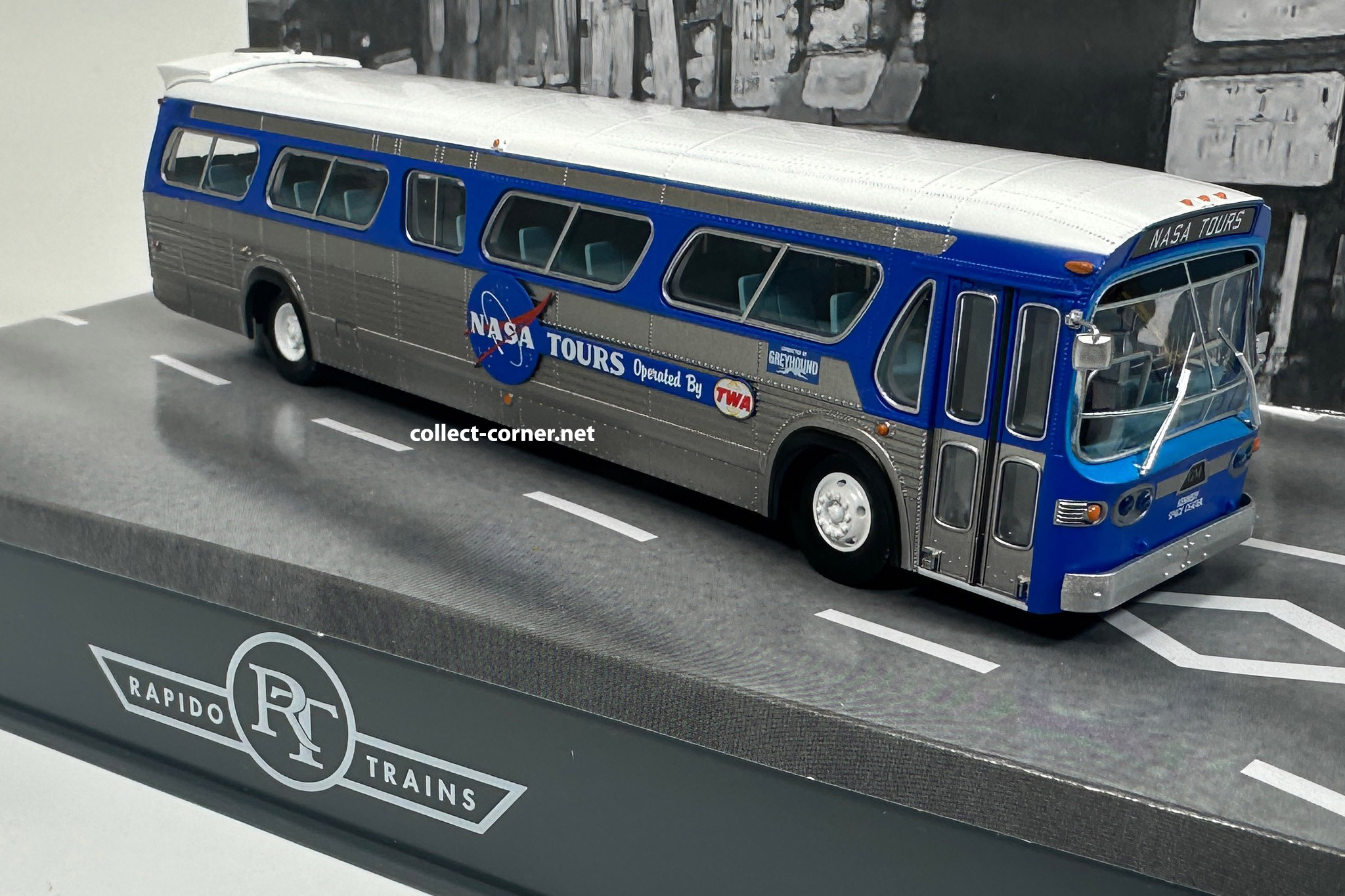 Rapido GM Fishbowl Bus NASA Tours Rapido GM Fishbowl Bus NASA Tours