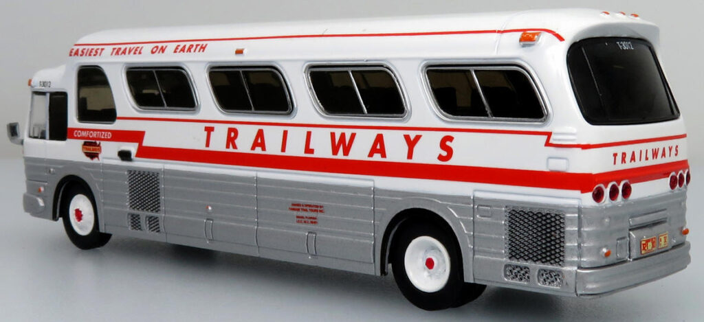 GM PD4107 Buffalo Coach Trailways Iconic Replicas