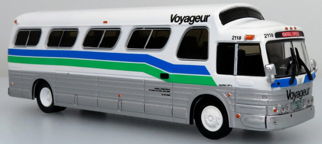 GM PD4107 Buffalo Coach Voyageur Canada Iconic Replicas