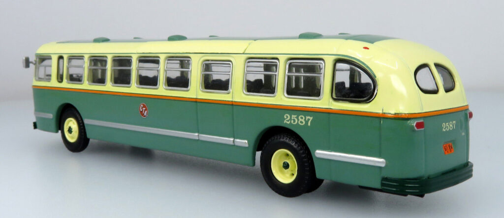 Iconic Replicas Brill CD-44 Transit Bus Chicago CTA 87-0370