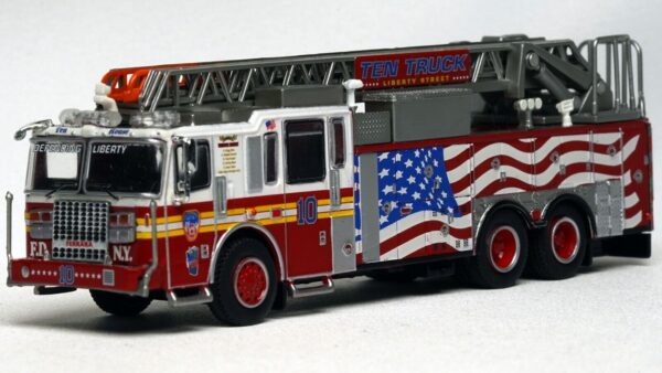 New York Fire Engine FDNY World Trade Center PCX870228