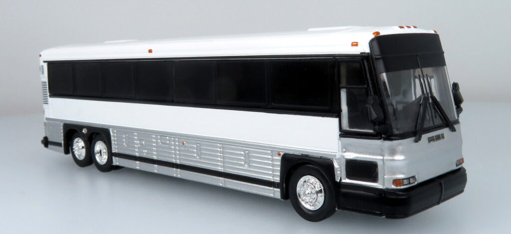 Iconic Replicas MCI D4000 Coach Bus Blank/White and Ready For your Own Livery 87-0483