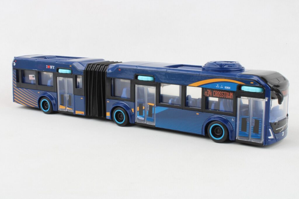 Daron MTA NYC Transit Articualted model Bus Volvo NY13405