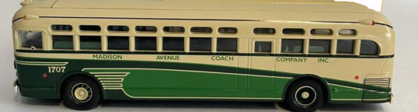 Corgi GM 4506 Old Looks Transit Bus Madison Avenue Coach Company New York City C54002