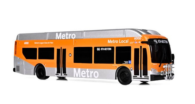 Iconic Replicas New Flyer Xcelsior XN40 LA Metro 1-43 Scale