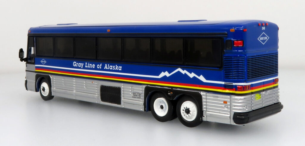 Iconic Replicas MCI D4000 Gray Line Alaska 87-0621