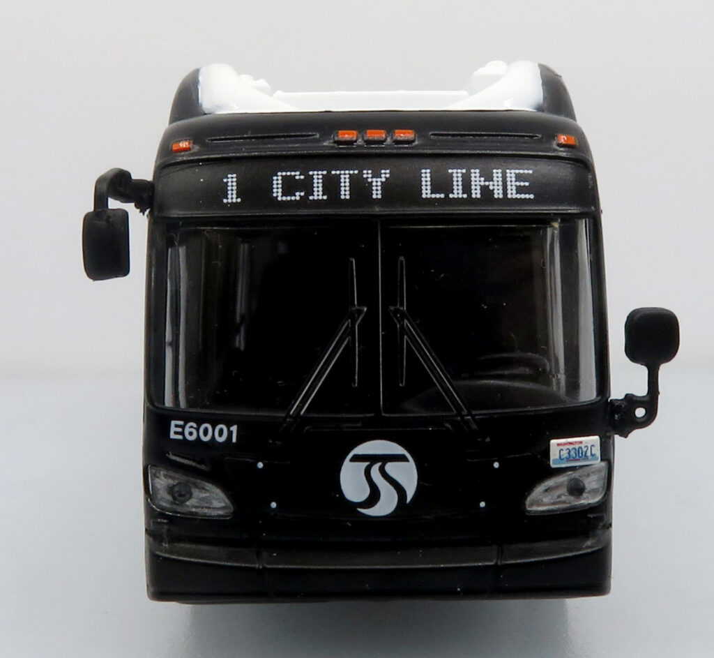 Iconic Replicas New Flyer Xcelsior Articulated Transit Bus Spokane Transit 87-0607